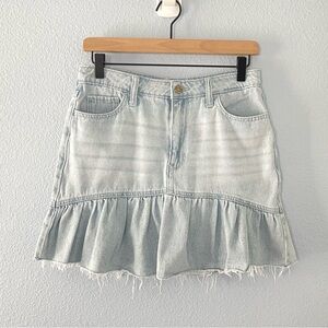 Hollister Ultra High-Rise Flare Skirt